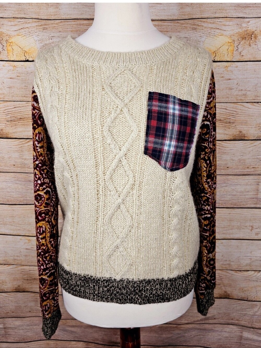 Gimmicks by BKE Patchwork Cable Knit Sweater Size Medium